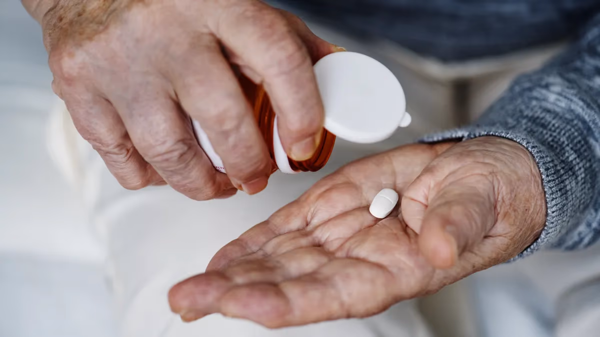 Idosos: risco de B12 mesmo em níveis normais